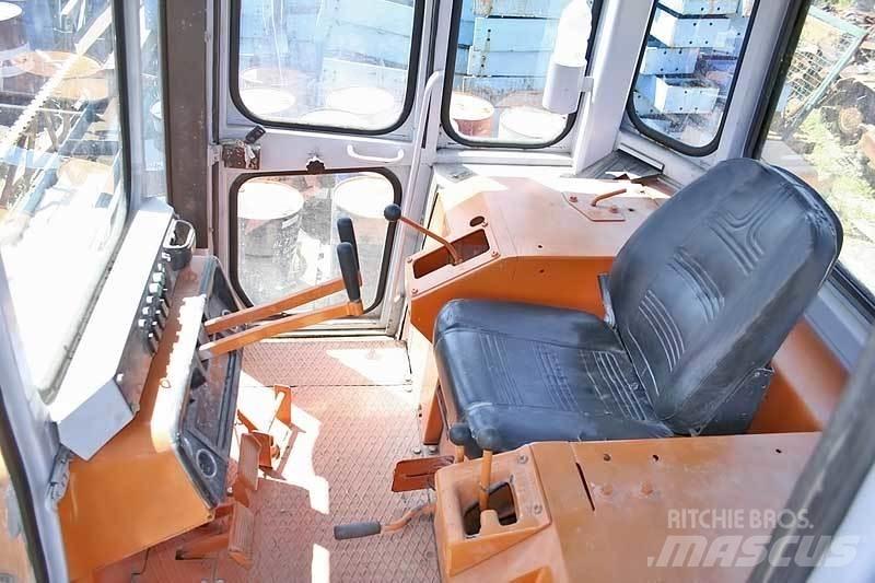 Fiat-Hitachi FD 20 履带式推土机