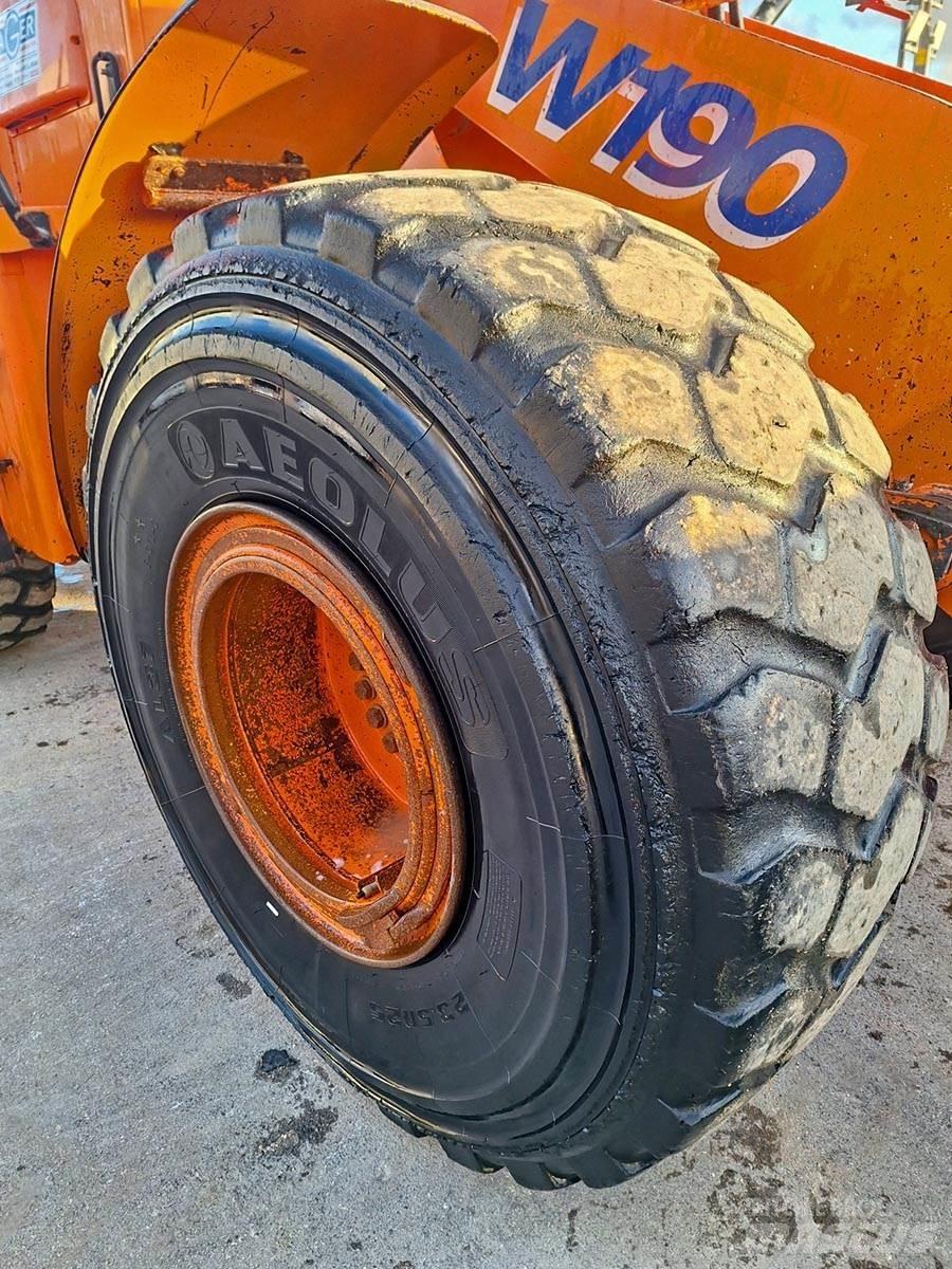 Fiat-Kobelco W190 轮式装载机