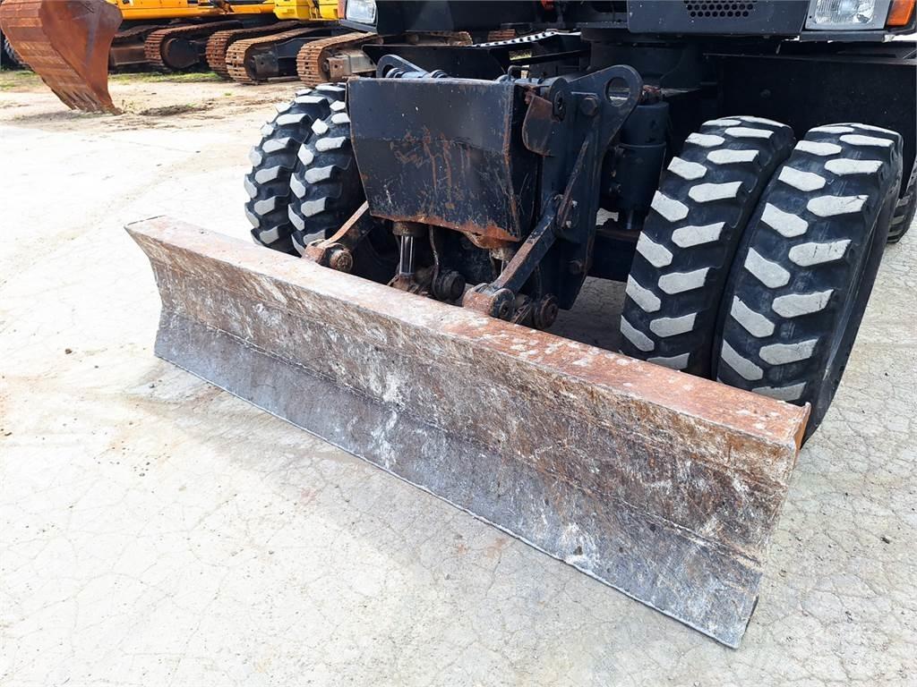 Hitachi ZX140W-3 轮式挖掘机