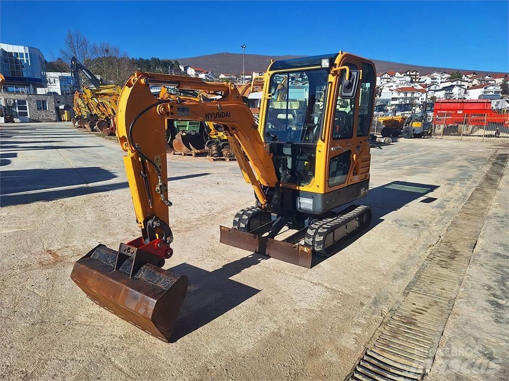 Hyundai 16-9 小型挖掘机