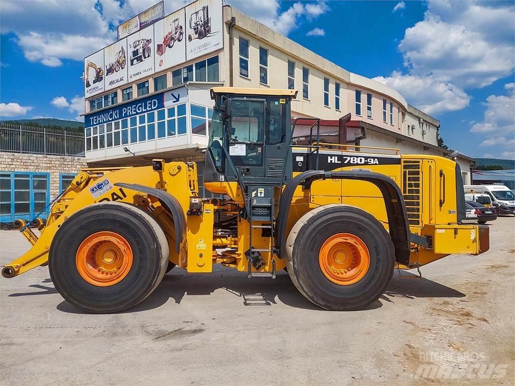 Hyundai HL780-9A 轮式装载机