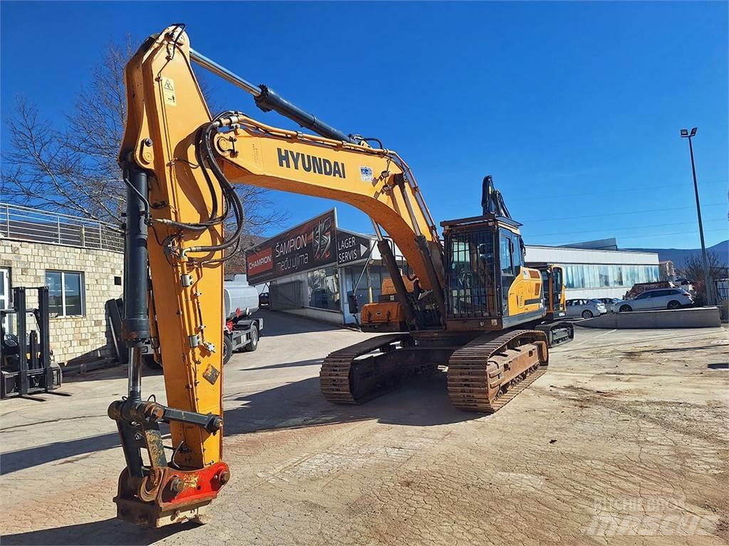 Hyundai HX300NL 履带挖掘机