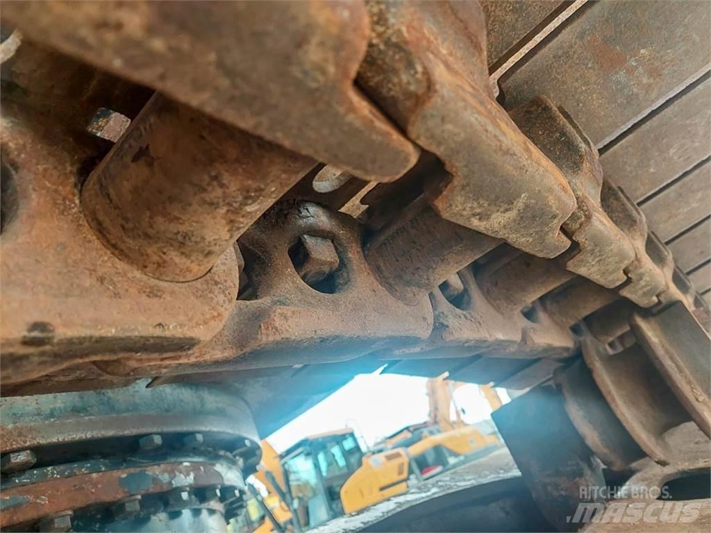 Hyundai HX330L 履带挖掘机