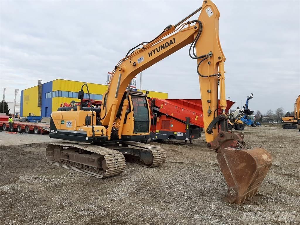 Hyundai R140LC-9 履带挖掘机