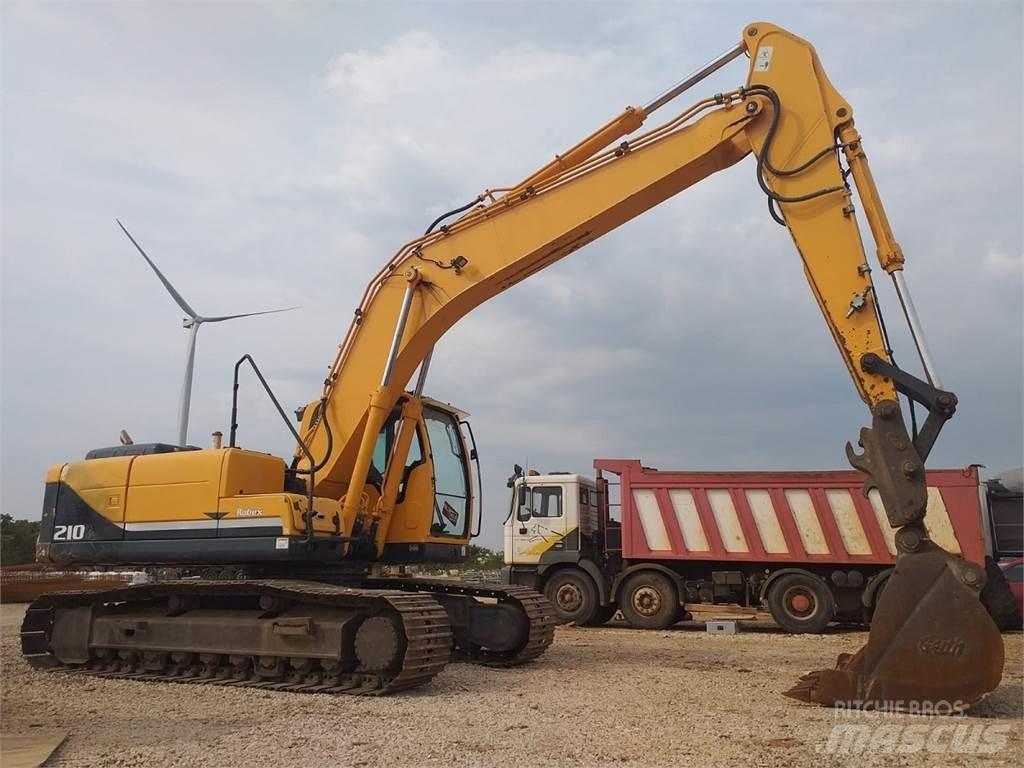 Hyundai R210LC-9 履带挖掘机