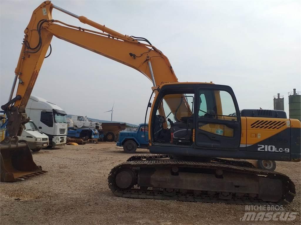 Hyundai R210LC-9 履带挖掘机