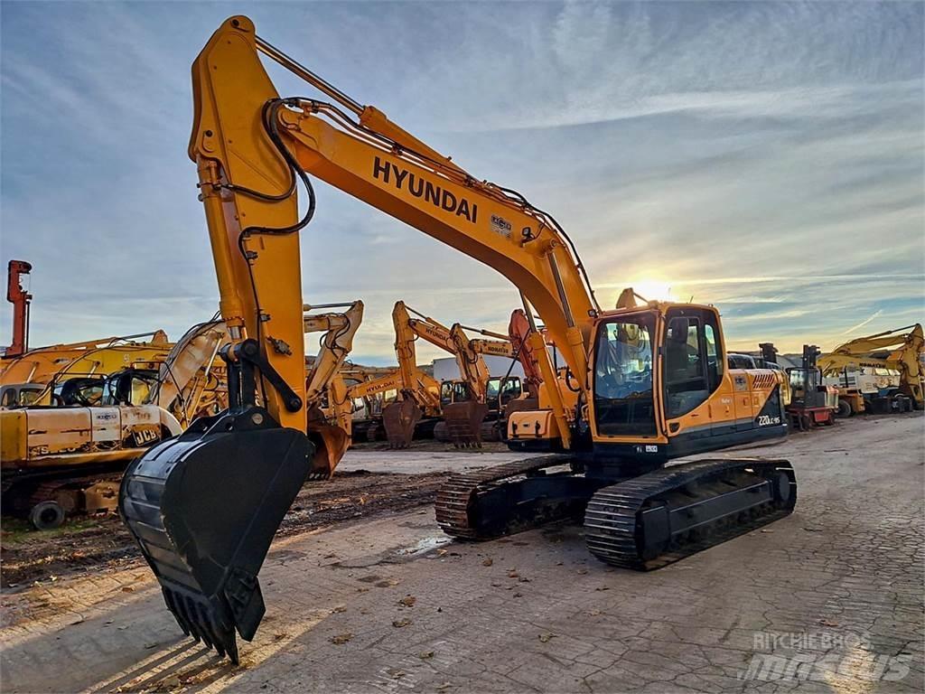 Hyundai R220LC-9S 履带挖掘机