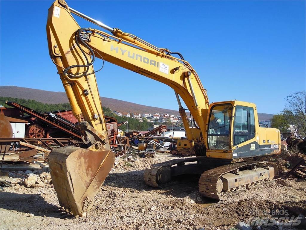 Hyundai R250NLC-7 履带挖掘机