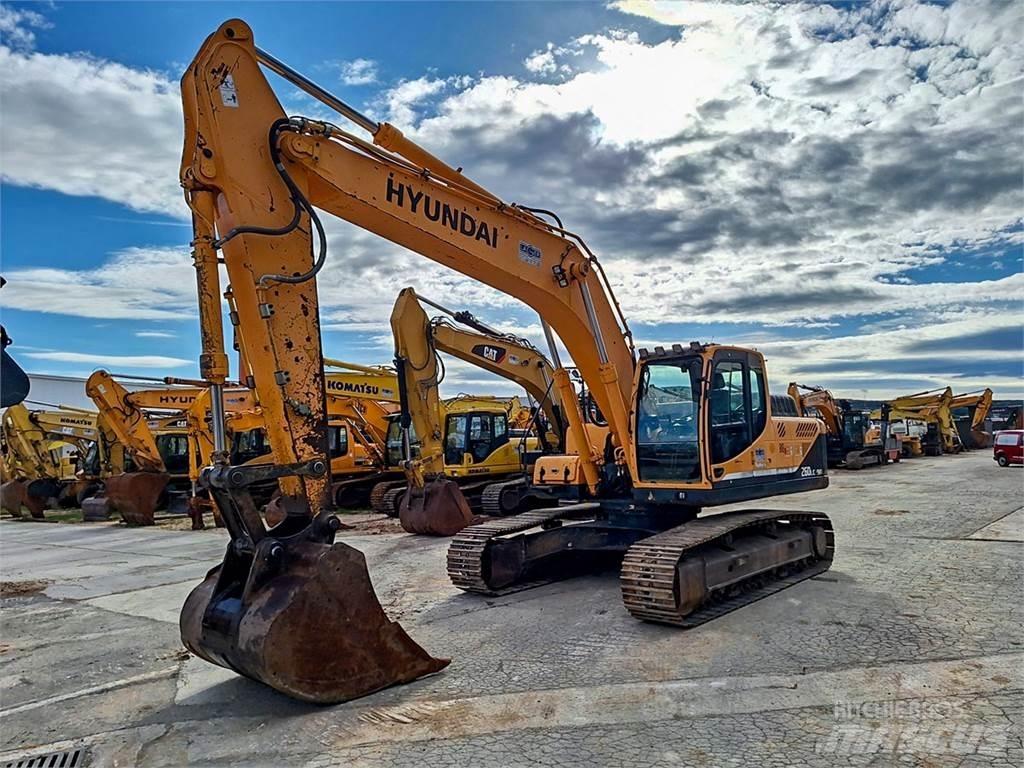 Hyundai R260LC-9A 履带挖掘机