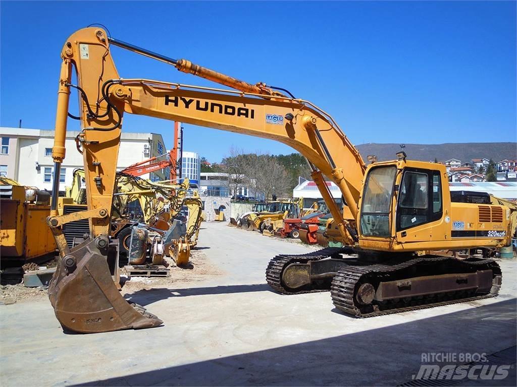 Hyundai R320NLC-7A 履带挖掘机