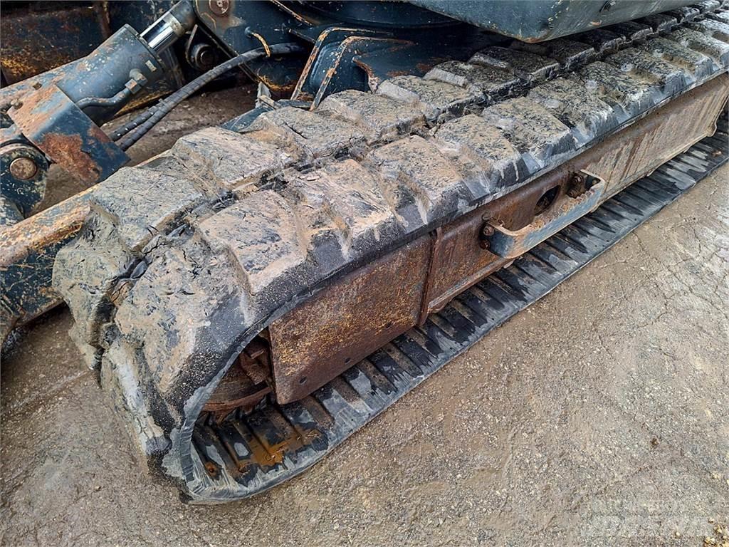 Hyundai R80CR-9A 小型挖掘机