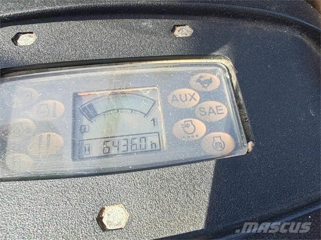JCB 8035 ZTS 小型挖掘机