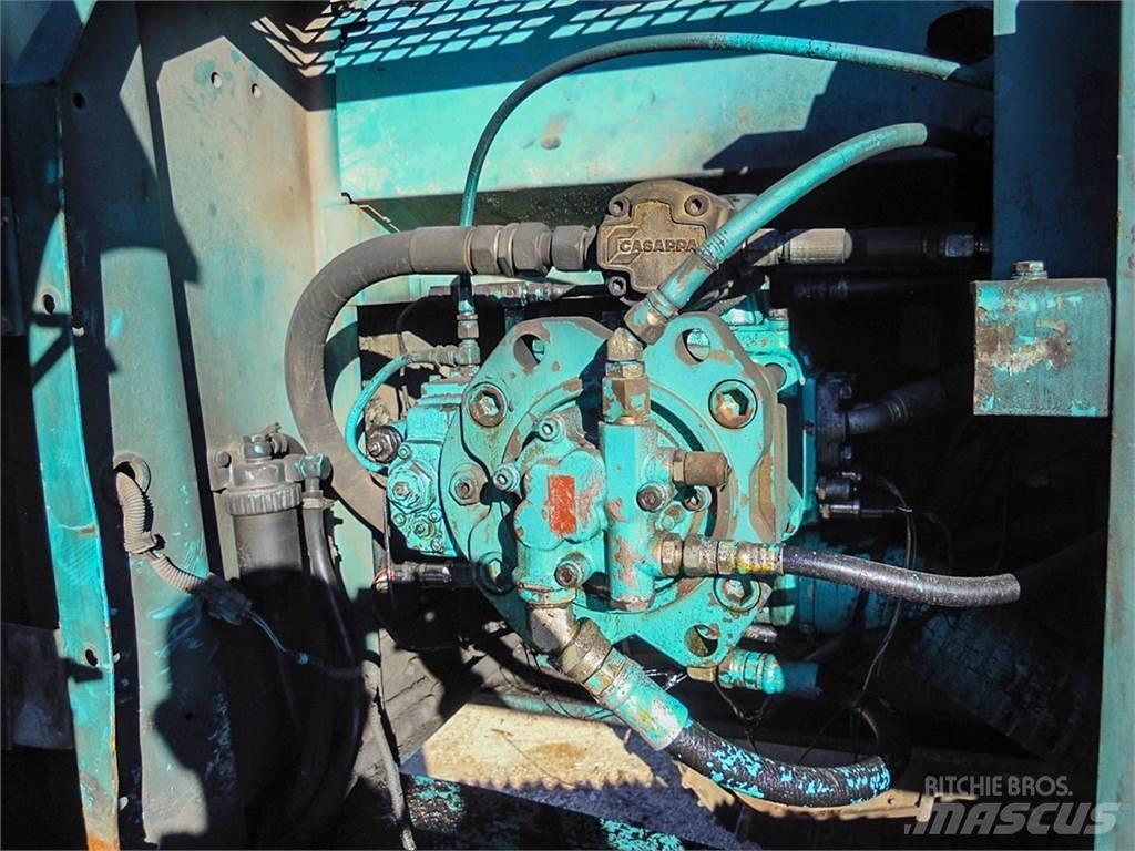 Kobelco SK250NLC-6 履带挖掘机