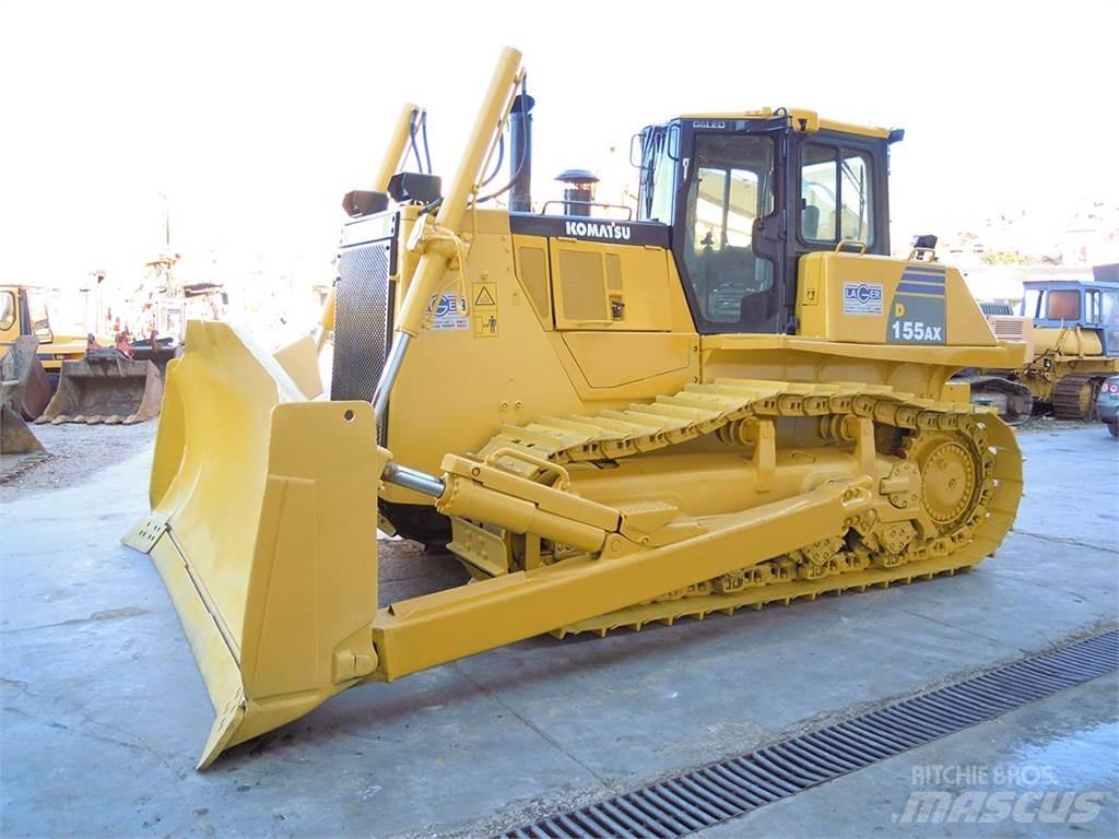 Komatsu D155AX-6 履带式推土机