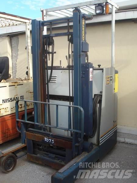 Komatsu FB15RS-8 手摇升降机