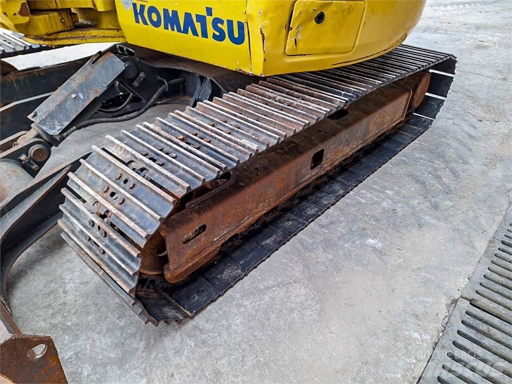 Komatsu PC78MR-6 小型挖掘机
