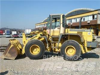 Komatsu WA320-3H 轮式装载机