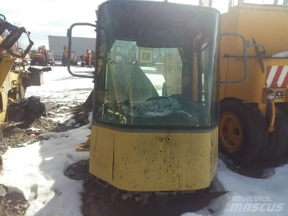 Komatsu WA470 其他组件