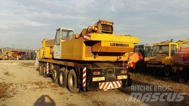 Liebherr LT1055 越野轮胎起重机︳越野吊︳越野起重机︳移动式起重机