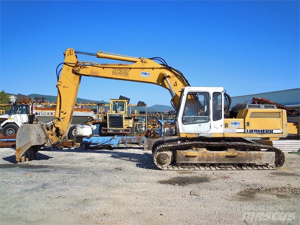 Liebherr R932HDSL 履带挖掘机