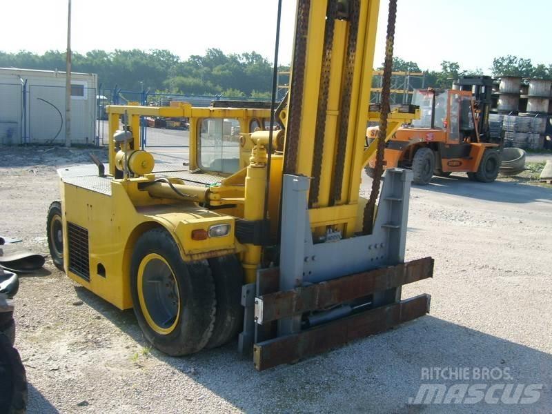 Matbro S 100 柴油叉车