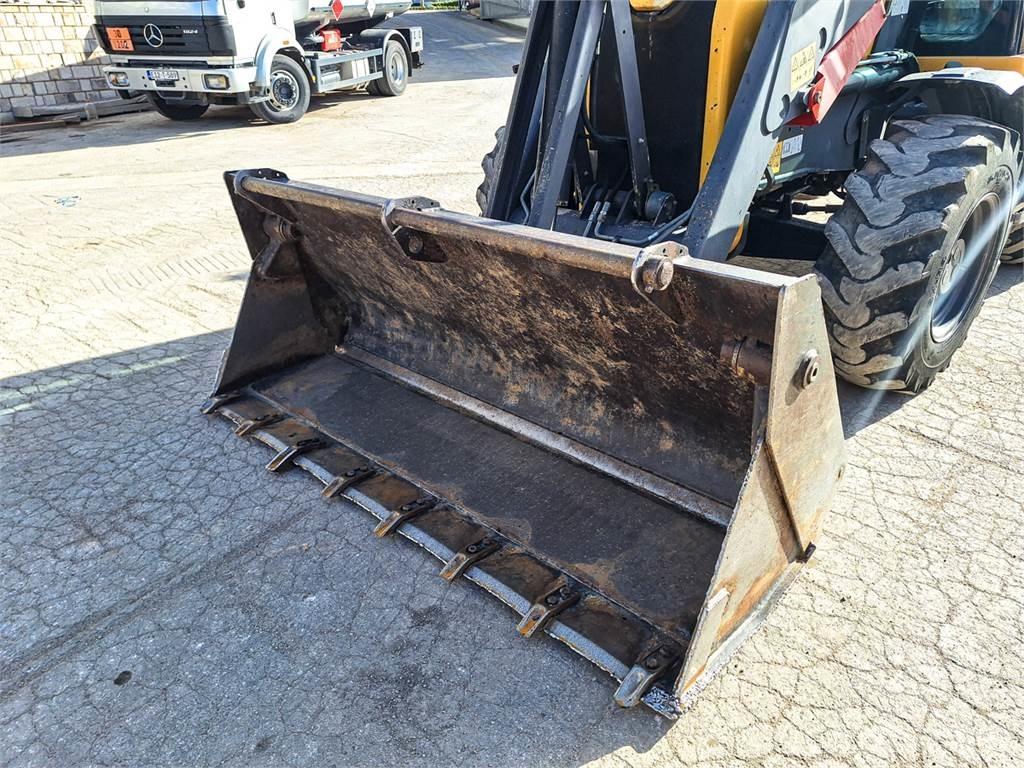 Mecalac TLB890PS 反铲装载机