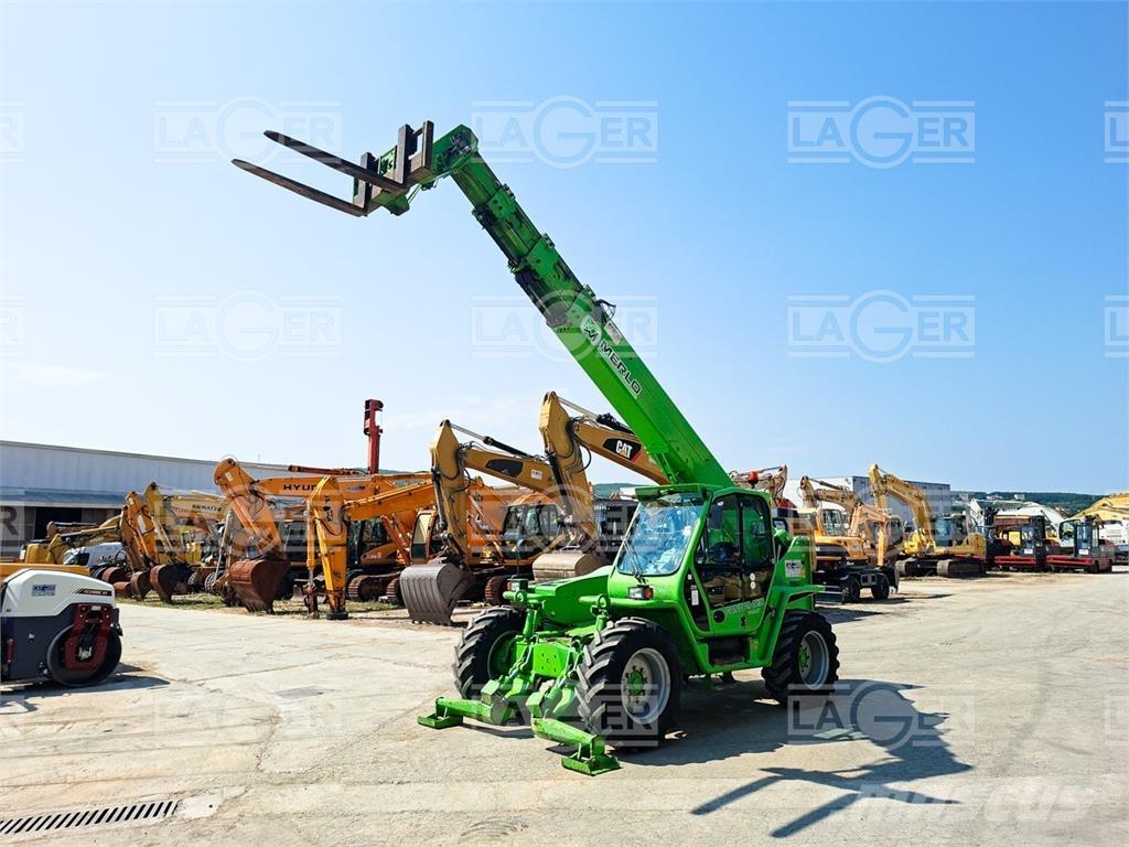 Merlo P40.17 伸缩臂叉装车|叉装车