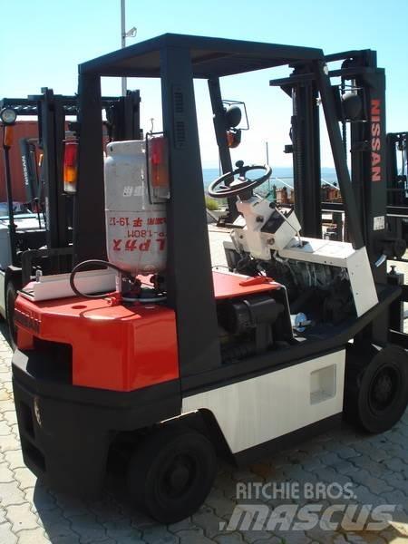 Nissan NH01A15 其他叉车