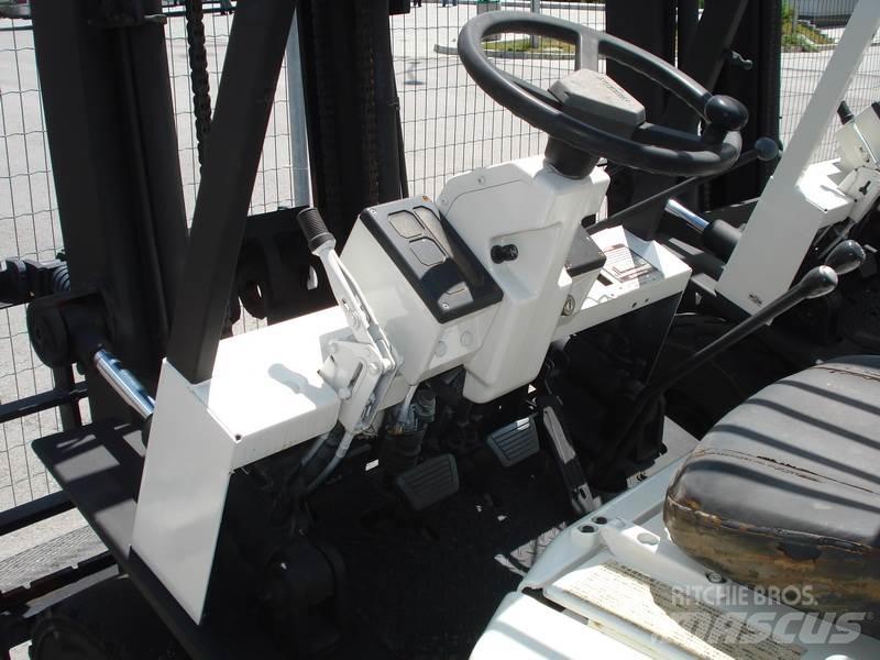 Nissan NH02M20 其他叉车