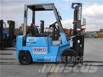 Nissan NJ01A15 天然气叉车