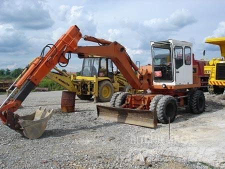 Schaeff HML 40 轮式挖掘机