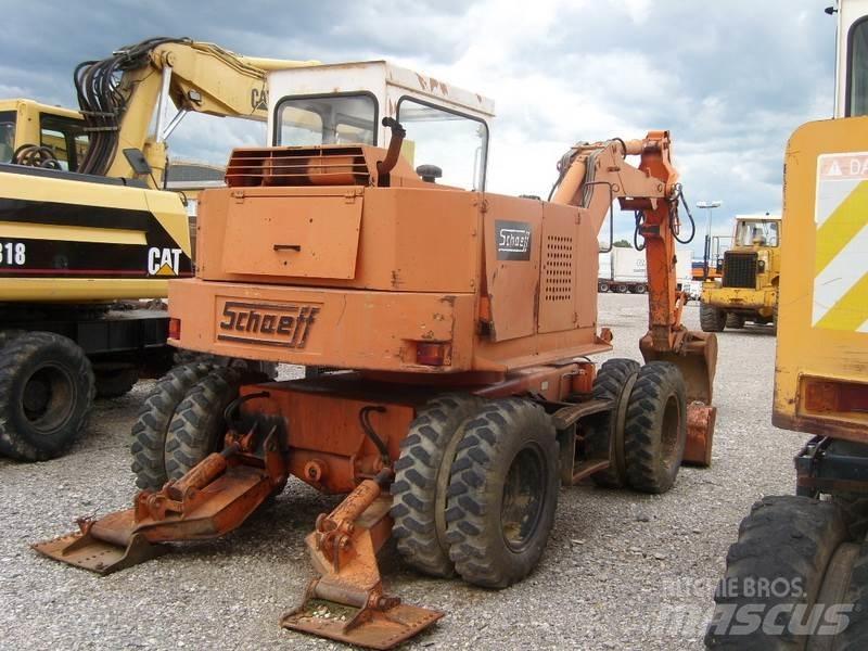 Schaeff HML 40 轮式挖掘机