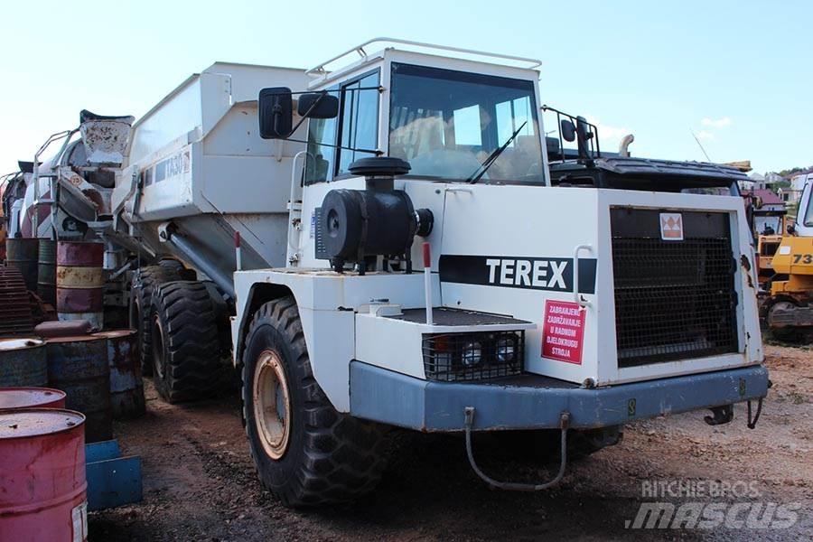Terex TA30 铰接式自卸车