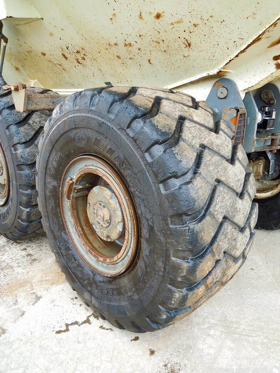 Terex TA300 铰接式自卸车