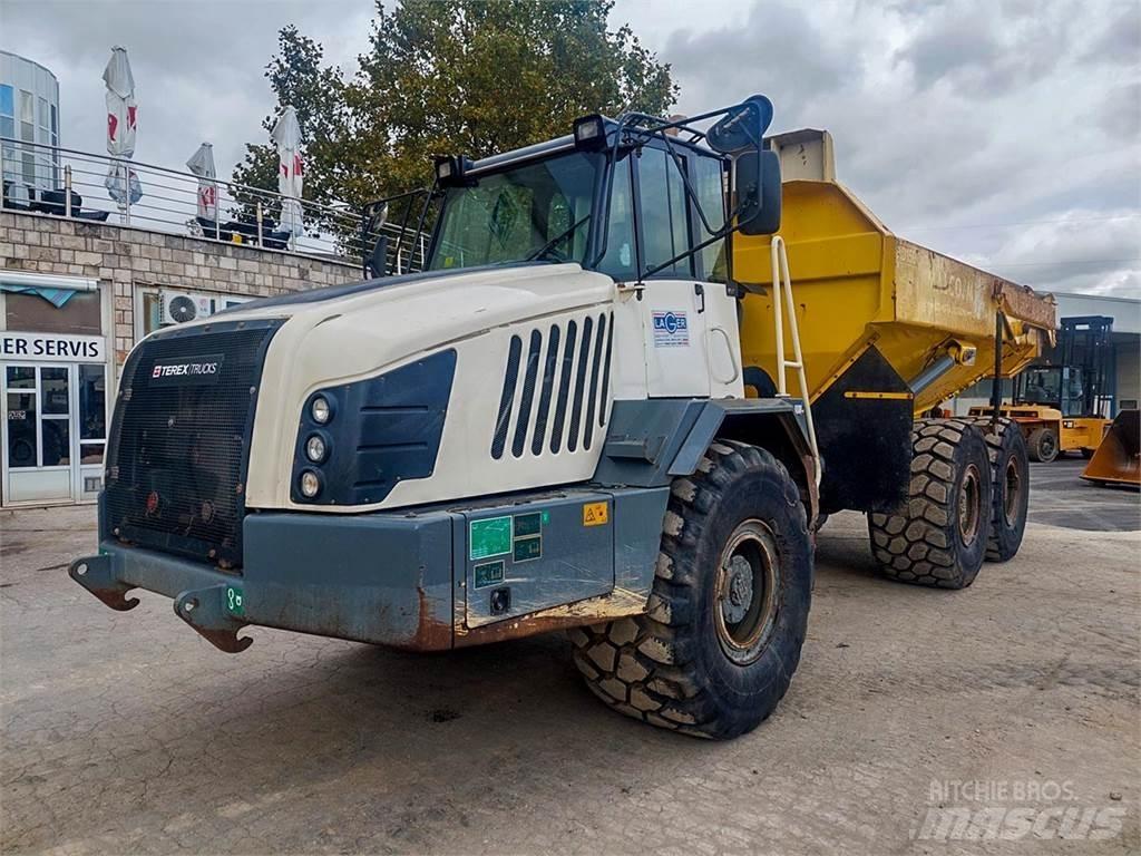 Terex TA300 铰接式自卸车