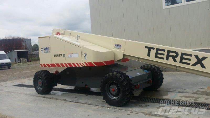 Terex TB100 曲臂高空工作平台