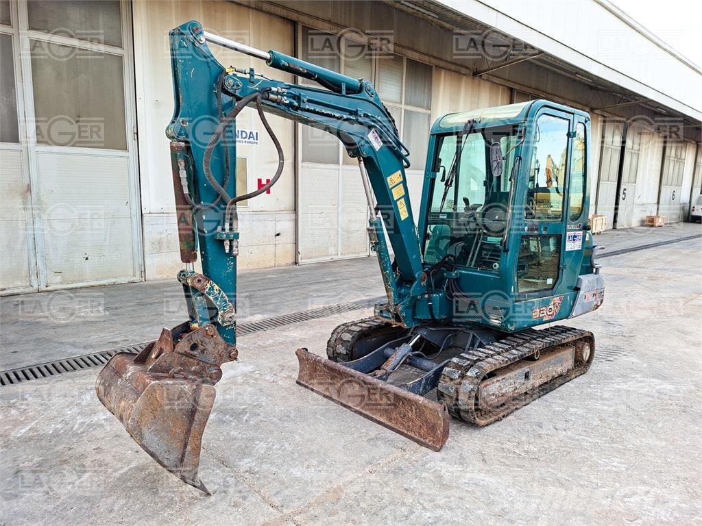 Yanmar B30V 小型挖掘机