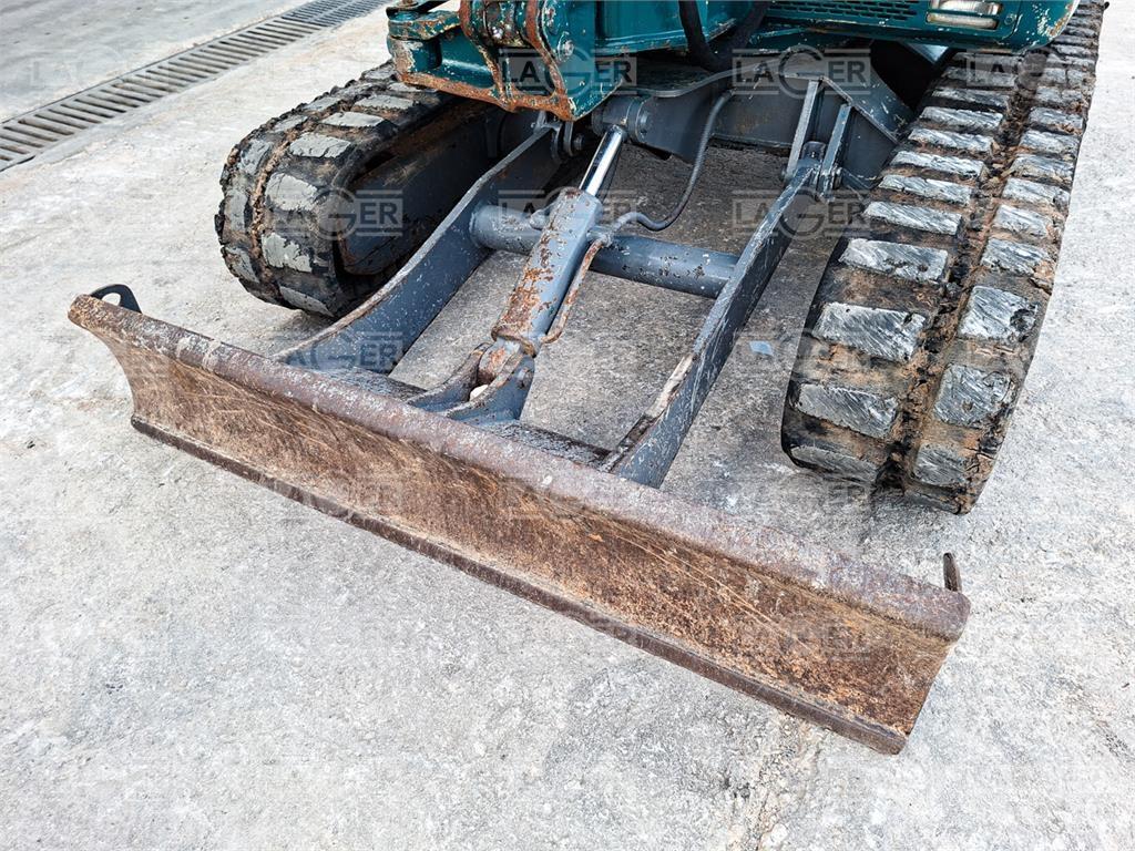 Yanmar B30V 小型挖掘机