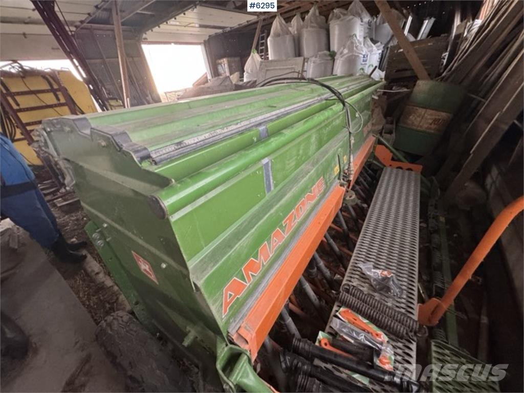 Amazone D9-30 条播机