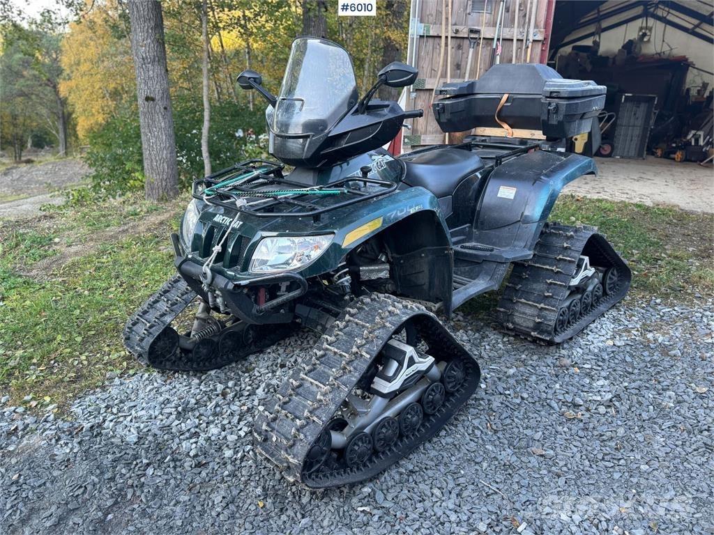 Arctic Cat 700 沙滩车