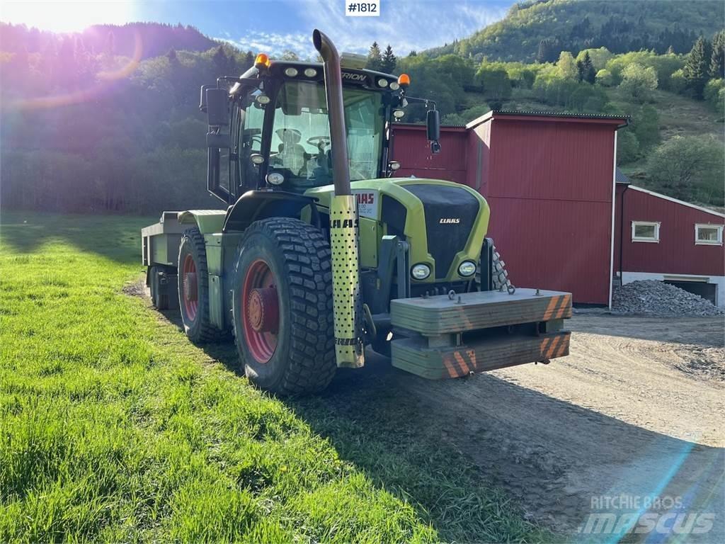 CLAAS Xerion 3800 拖拉机/农用车