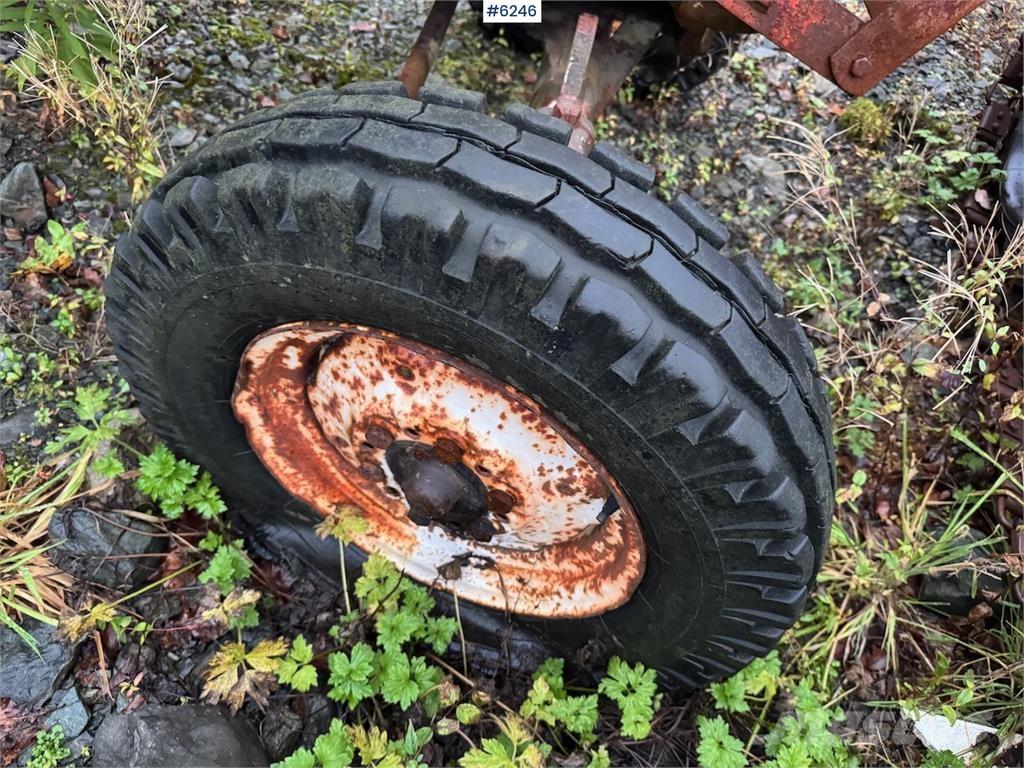 David Brown 885 拖拉机/农用车