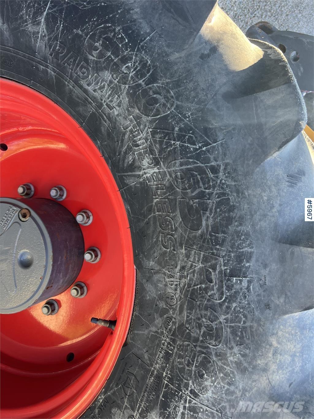 Fendt 724 Vario 拖拉机/农用车