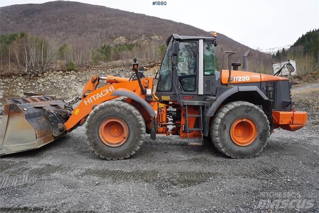 Hitachi ZW220 轮式装载机