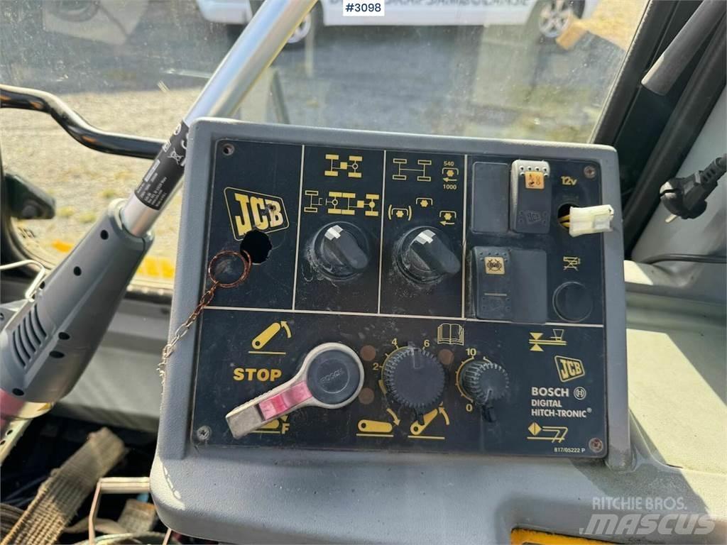 JCB Fastrac 3185 拖拉机/农用车