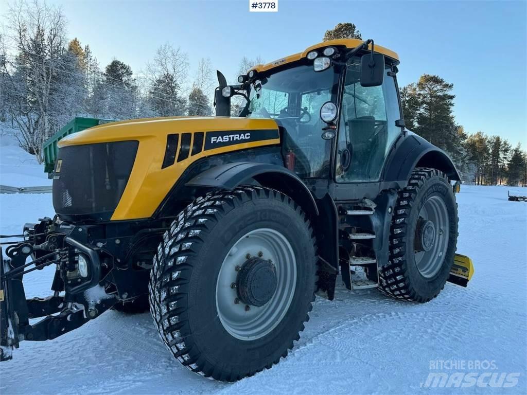 JCB Fastrac 8250 拖拉机/农用车