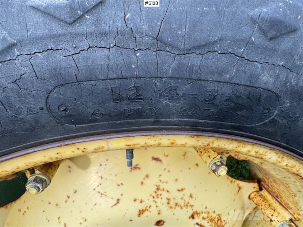 John Deere 1630 拖拉机/农用车