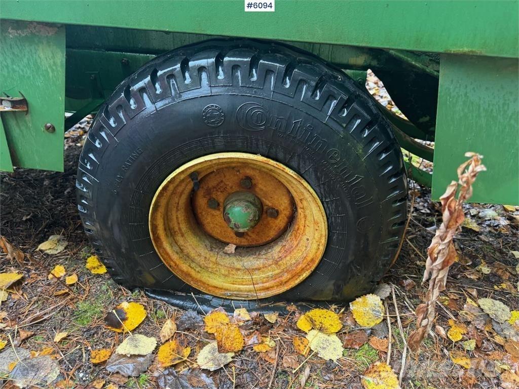 John Deere 332 其他根茎作物收获机械