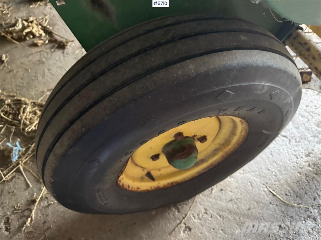 John Deere 336 其他根茎作物收获机械
