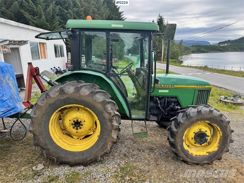 John Deere 5400 拖拉机/农用车